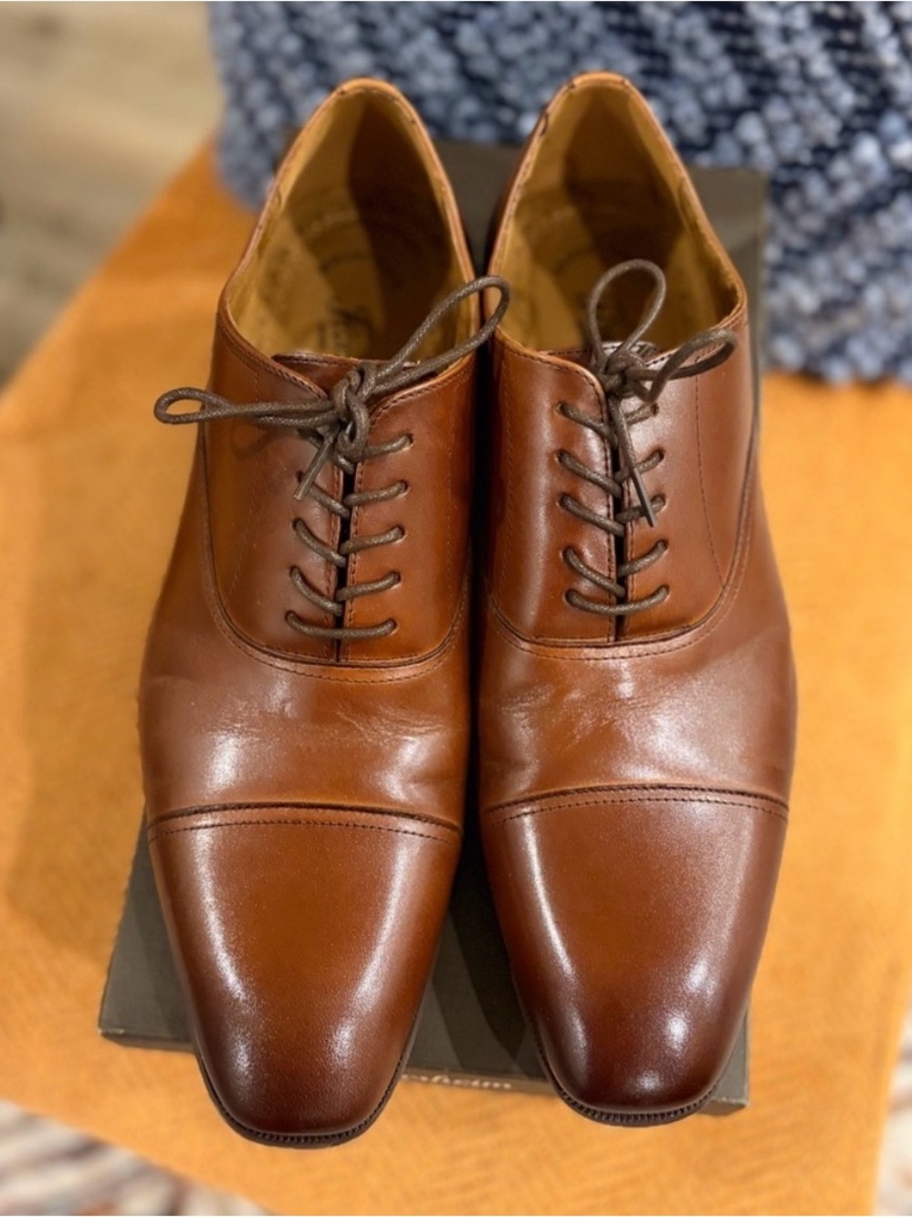 Florsheim Carino Cap-Toe Oxfords in Scotch Brown Leather - Like New & Beautiful!
